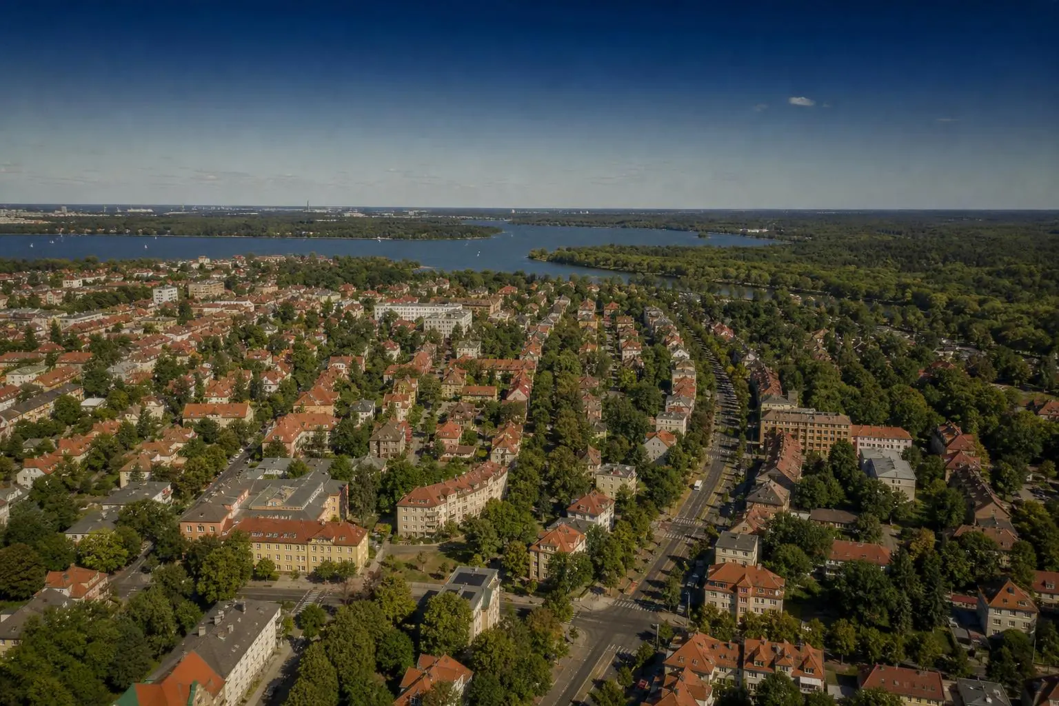 Luftbild von Berlin-Reinickendorf — Umzugsunternehmen Falken Umzüge
